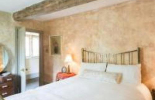 Tudor Romance- a historic manor house for holiday and corporate stays - Foto 26