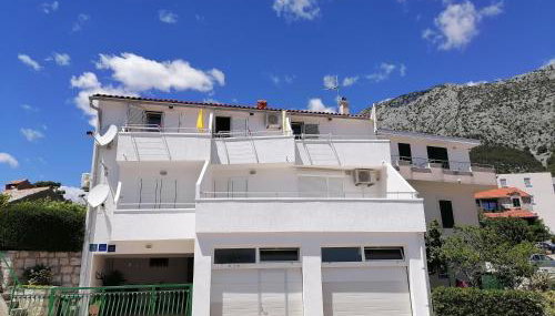 Apartments with parking space Igrane, Makarska - 24696 - Foto 2