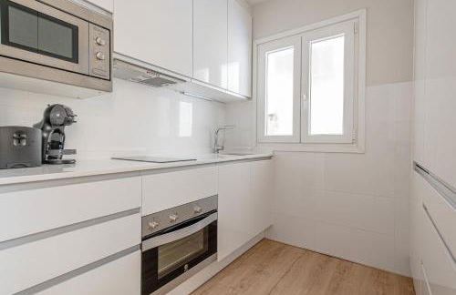 Avenida América - Cama King, AC, junto a la estación - Foto 18