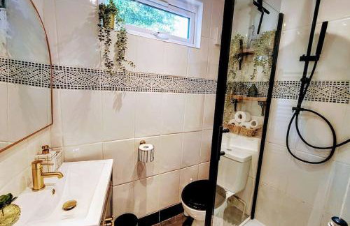 Stylish 2-BR cottage near Mousehole - garden and and parking - Photo 30