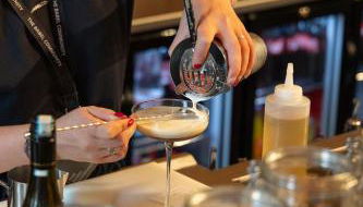 BABEL COMMUNITY Hôtel Saint-Quentin-en-Yvelines Gare - Foto 4