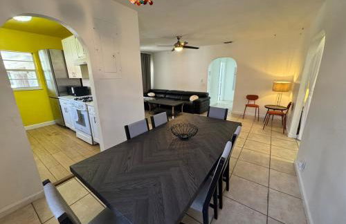 Fort Lauderdale Gem Private Yard and Patio - Foto 6