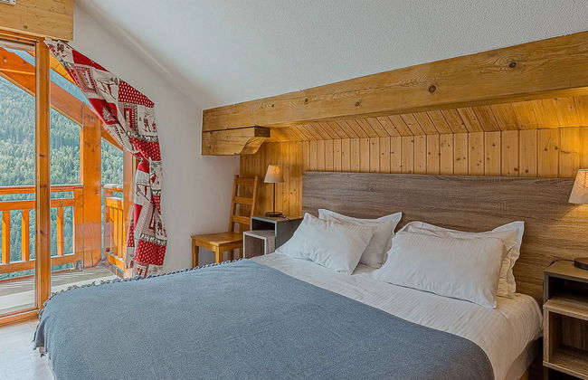 5 bedroom Apartment in Vaujany with swimming pool and terrace - Photo 13