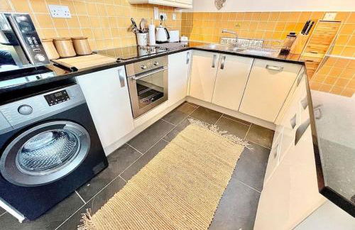 The Mermaids Watch Pendine DOG FRIENDLY with Cymru Holidays - Photo 18