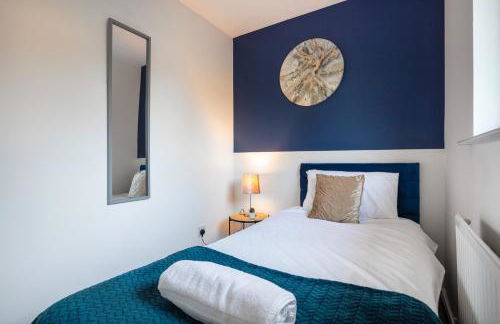 CONTRACTORS, Central MK, Free off street Parking, close to amenities, Managed by Chique Properties Ltd - Foto 22