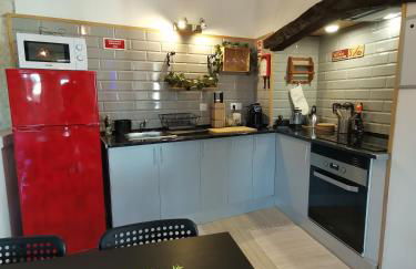 Yasmine 212 - Foto 8