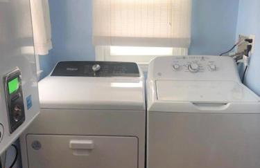 Just Moments From The Causeway Bridge This Charming Spacious Five-Bedroom 2 Bath Home Is Located In Ship Bottom On The Island Of Lbi Wifi - Foto 12