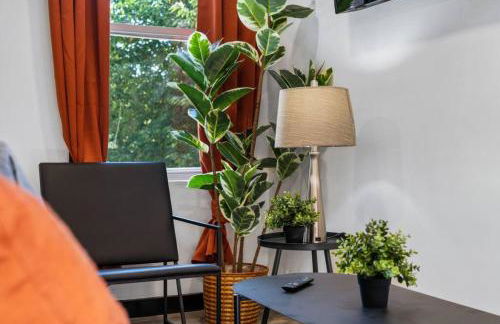 Charming 2BR Philadelphia Retreat with Free Parking - Foto 13