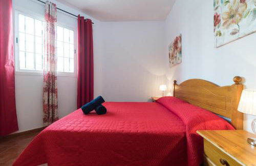 Private Solarium - 2BR House Near the Airport - Foto 24