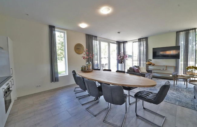 5 bedroom House in Biddinghuizen with swimming pool and terrace - Photo 2