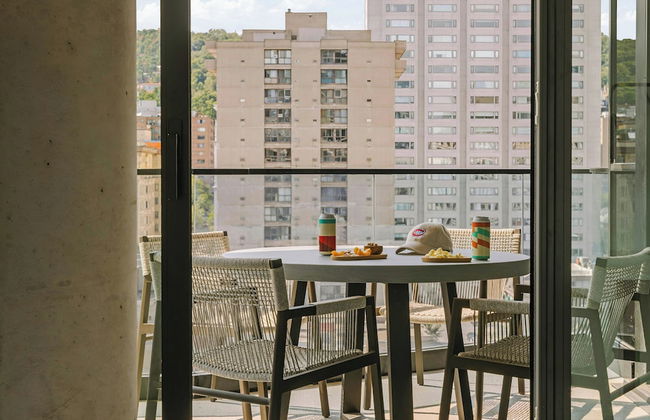 Sonder by Marriott Bonvoy Maisonneuve Apartments Downtown - Photo 4