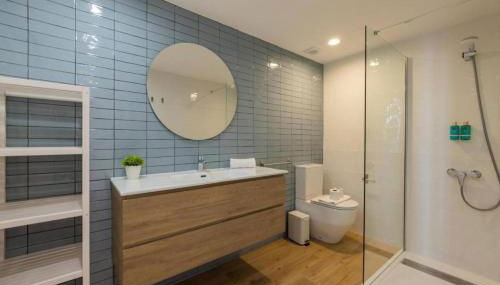 Casa Valenciana con Terraza - Photo 5, towels, Shower