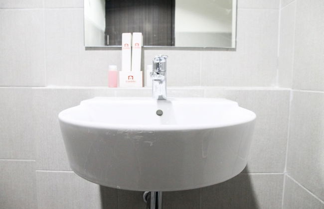 Cozy Studio Room Bintaro Icon Apartment - Foto 17