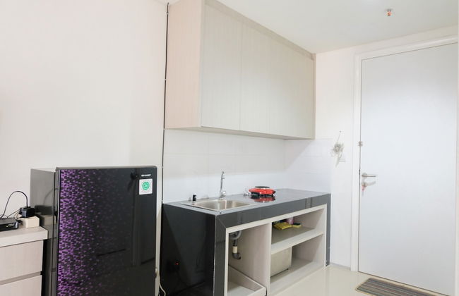 Modern City View Studio Apartment at Tuscany Residences - Photo 6