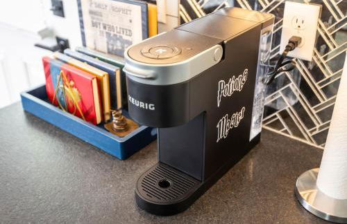 Hagrid's Hut - Harry Potter Riverfront Experience - Foto 32