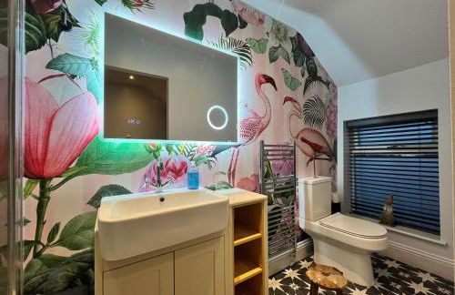 WESTREACH Filey - a 4 Bedroom, all en-suite sleep 8 Townhouse - Photo 21