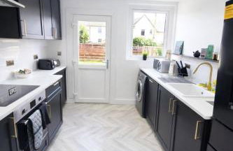 Spotless 2BR Flat with Parking, Garden, Wifi, Netflix, Sleeps 6 - Foto 15