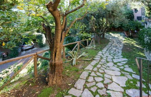 Awesome Home In Quiesa - Foto 21