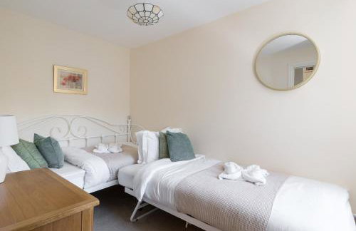 Beautiful cottage style 3-bed By Valore Property Services - Foto 20