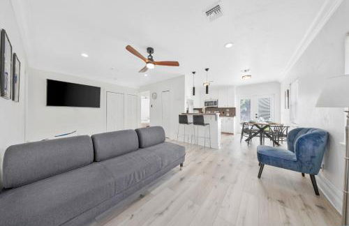 Escape to Newly Remodeled Home in the Heart Fort Lauderdale with Private Pool - Foto 12