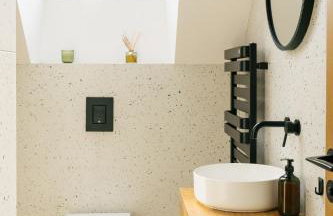 Rumiane pola - stodoła na Mazurach z widokiem na jezioro - Foto 29