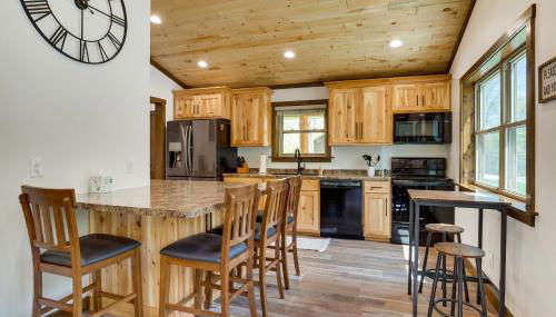 half Mi to Lake Arbutus Cabin with ATV Trail Access - Foto 3