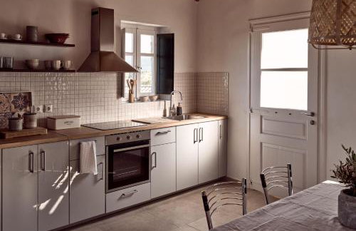 Dounias Village Home - Traditional Architecture & Modern Luxury, by ZanteWize - Photo 6