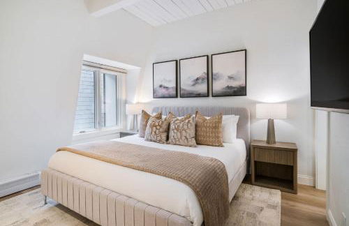 1 Block to Gondola Updated Top-Floor 2BR 2BA - Foto 2