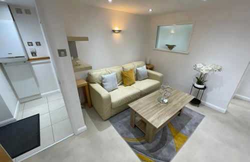 Earle House Serviced Apartments - Photo 53