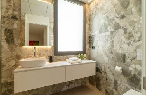 Sunny Villa by Platja Ardiaca - Photo 30