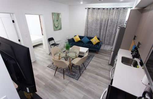 Lux Capitol Hill Vacation Home, In-House Services - Foto 31