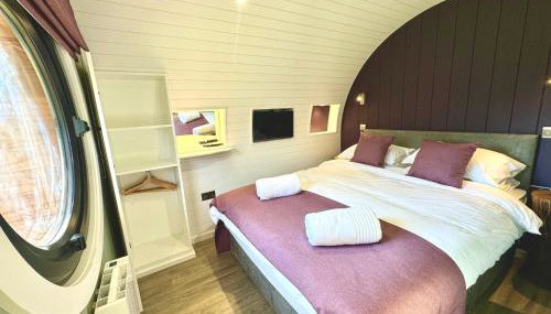 Hazel Hobbit Pod at Cowbridge Cabins - Foto 2