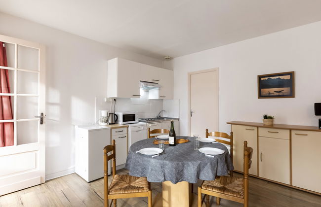 1 bedroom Apartment in La Richardais with garden - Photo 3