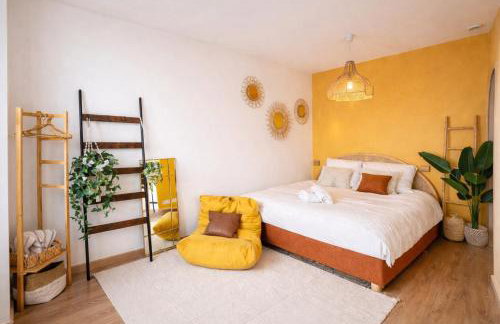 Studio rénové climatisé tout confort - Lit Queen size - emplacement idéal près des plages - Foto 12