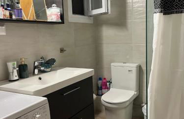 The Art Apartment - Photo 25