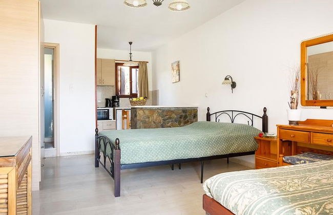 Relaxing Studio With Veranda 'n Garden - Foto 3