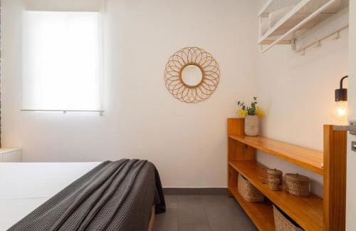 FLORIT FLATS - Stylish 2 Bedroom AC Wifi Terrace Attic in Valencia Center - Foto 14