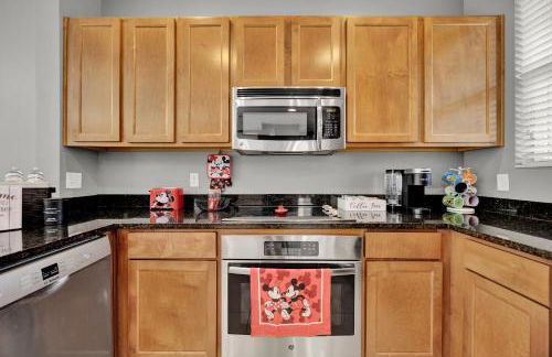 Beautiful 3 Bedroom Villa with Private Hot Tub, 10 mins to Disney! - Foto 27