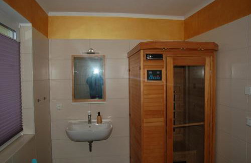 Behagliches Ferienhaus Zaunkönig -mit Kamin und Sauna- Blick über das romantische Bodetal - Foto 19