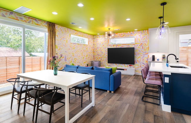 Eastside Home w Awesome Yard - Golf Pool Firepit - Foto 3