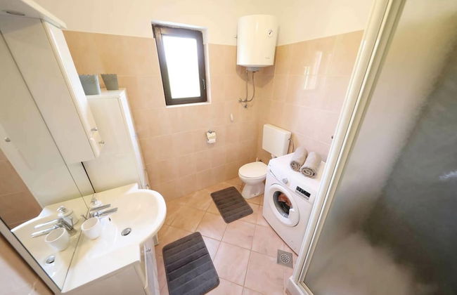 Charming Villa in Poličnik with Swimming Pool - Photo 10