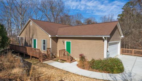 Lakeview with Dock and king bed Gainesville - Foto 3