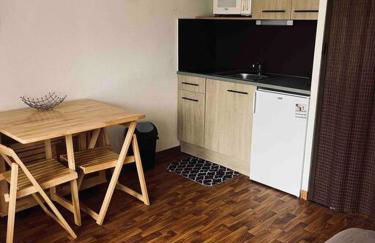 Studio confortable et chaleureux, vue magnifique - Photo 7