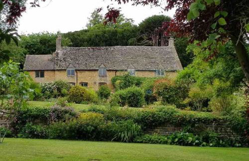 Slatters Cottage - 17th Century Cotswolds Cottage - Photo 13