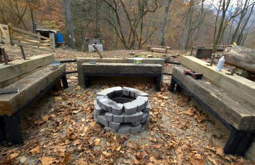 Remote Mountain A-Frame with BBQ Perfect for Nature Lovers in West Virginia - Foto 13