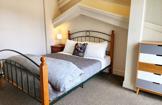 U Suites on Manners - Photo 22