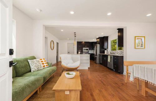 Cozy & Spacious 3BR2BA Home Near I-5 - Foto 3