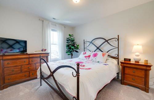 Modern Family Home in Hampstead with Patio and Grill! - Foto 13