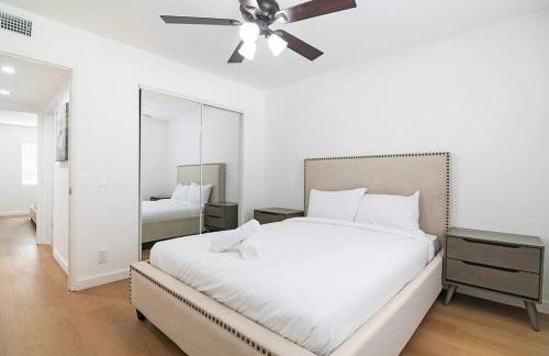 2BR Plus Bonus Room and Pool Access Near Universal Studios - Foto 20