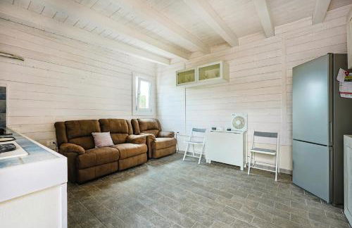 Azure Oasis with parking near the airport & beach - Foto 6